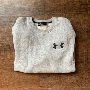 Gray Under Armour crewneck